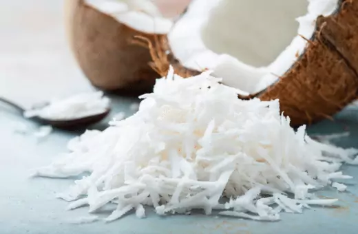 shredded coconut is a absolute alternative for desiccated coconut.