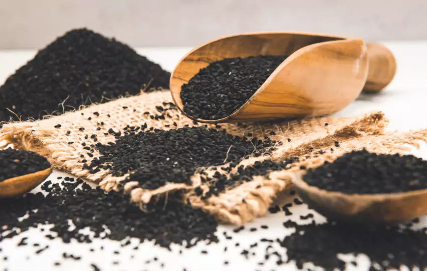 Nigella seeds are widely used in different breads like Rye bread, Naan, Pasta, Indian five-spice, and other cuisines.