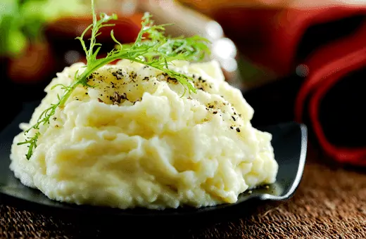 dried mashed potato is a great substitute for potato fakes