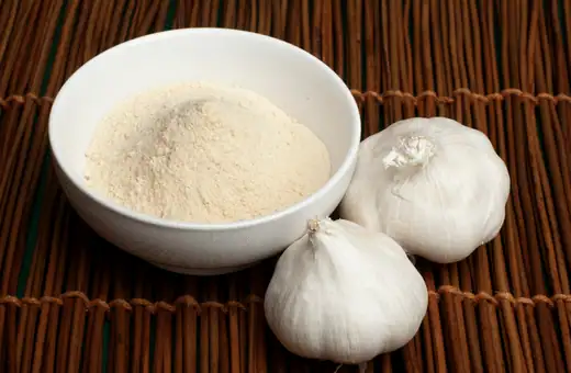 you can substitute garlic powder for minced garlic