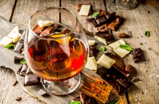 Bourbon is an ideal resort for Praline Liqueur, commonly used in baking, cocktails, and other desserts.