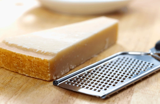 parmigiano reggiano is a good gruyere cheese alternative