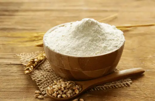 wheat flour can be used as a alternative for rice flour in non-gluten-free recipes