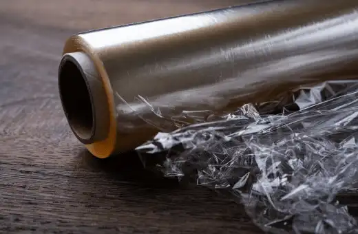 plastic wrap is a useful alternative to freezer paper