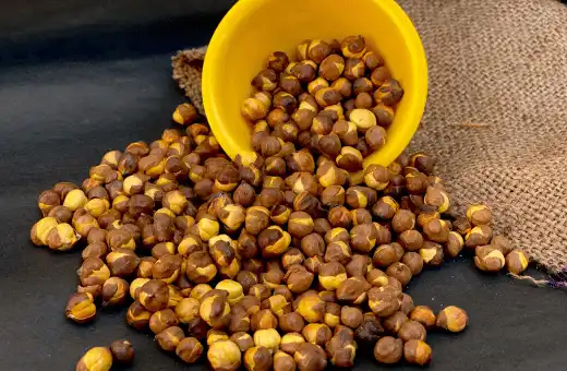 roasted chickpeas are best alternate for watermelon seeds